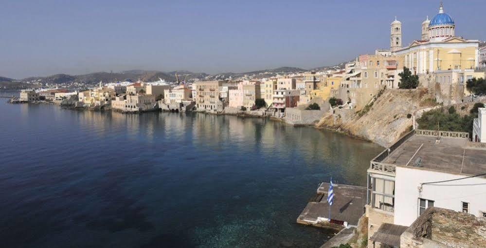 Sea Colours Rooms & Apartments Ermoupoli Esterno foto