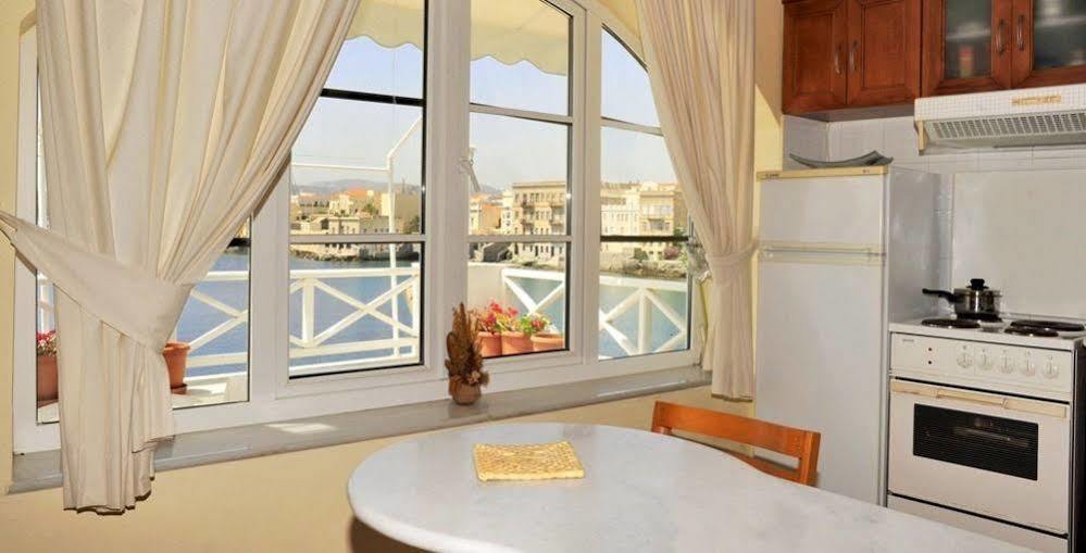 Sea Colours Rooms & Apartments Ermoupoli Esterno foto